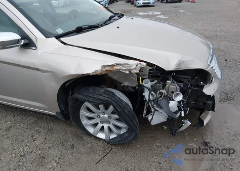 2013 Chrysler 200 Limited from USA, damaged, VIN 1C3CCBCG5DN699888